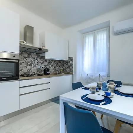 Victoria * カモーリ