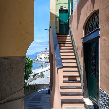 Victoria Camogli
